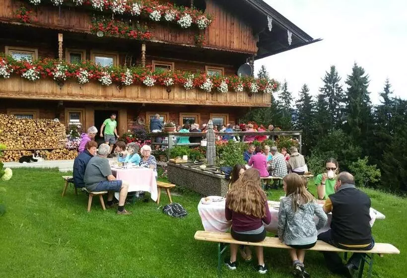 فندق Stockerwirt