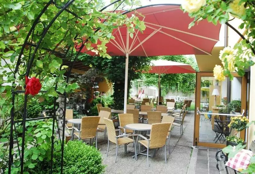 فندق Stockerwirt