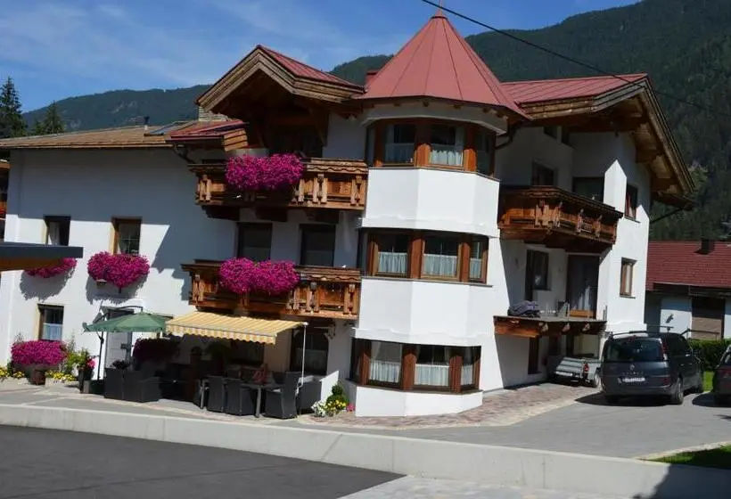 ペンション Appartements Gästehaus Schrott