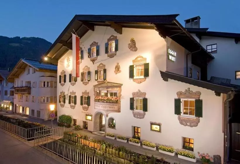 پانسیون Eggerwirt Kitzbühel, Hotel & Restaurant