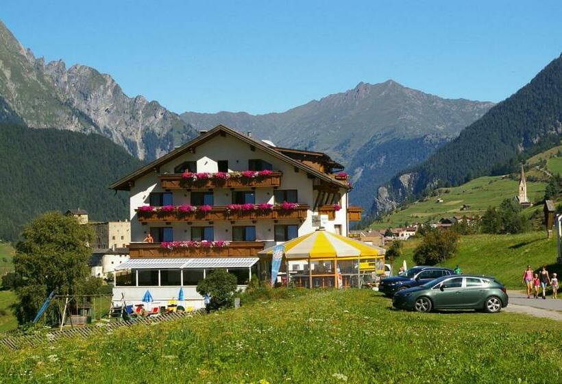 بنسيون Gasthof Martha