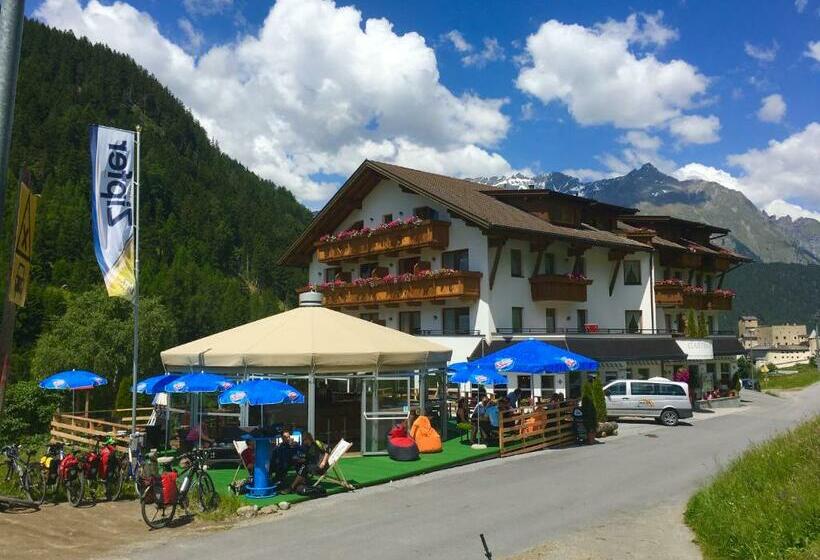 بنسيون Gasthof Martha