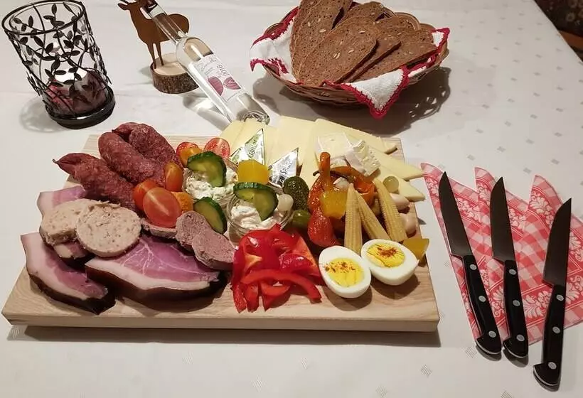 Bed and Breakfast Ferienhof Obergasser & Pension Bergblick