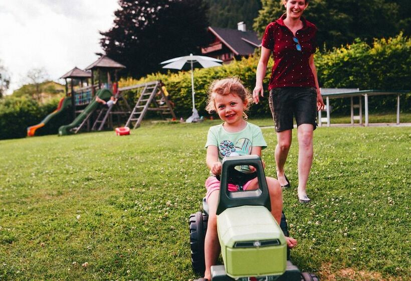 Bed and Breakfast Ferienhof Obergasser & Pension Bergblick