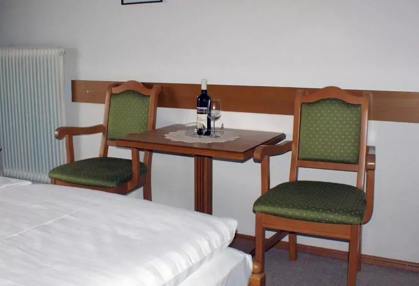 Bed and Breakfast Pension Schierl