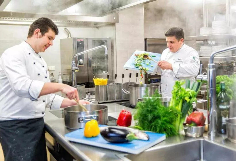 فندق Alte Post Südsteiermark