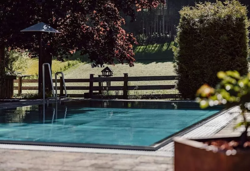 בית מלון כפרי Bergzeit By Seven