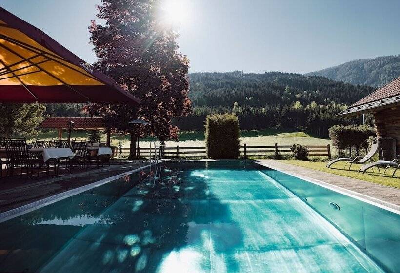 ホテル Bergzeit By Seven