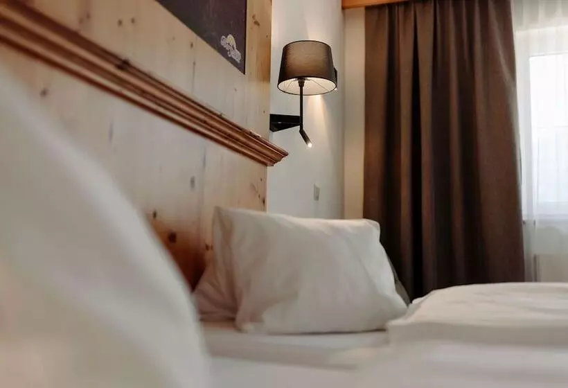 בית מלון כפרי Bergzeit By Seven