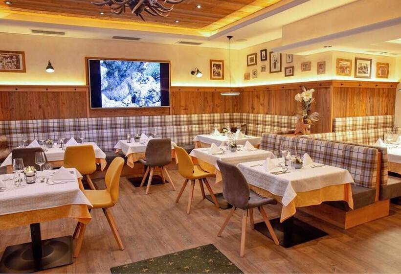 فندق Bergzeit By Seven