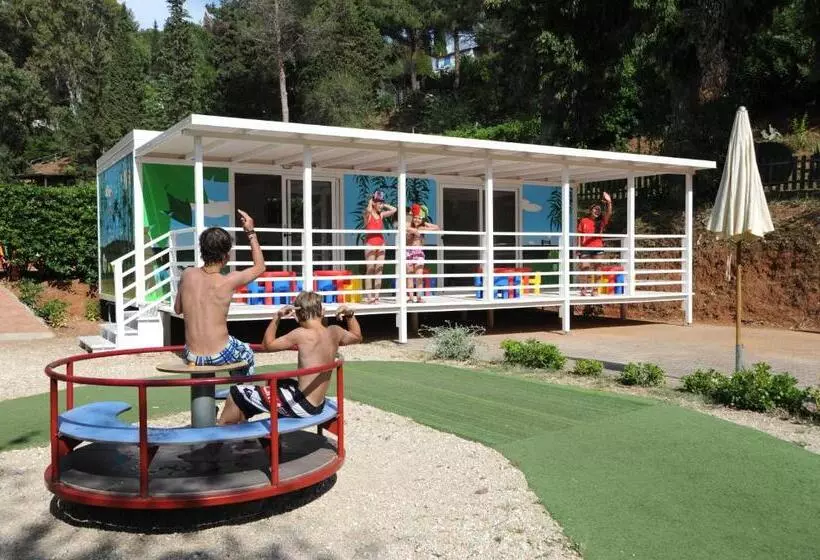 Hotel Camping Village Rosselba Le Palme