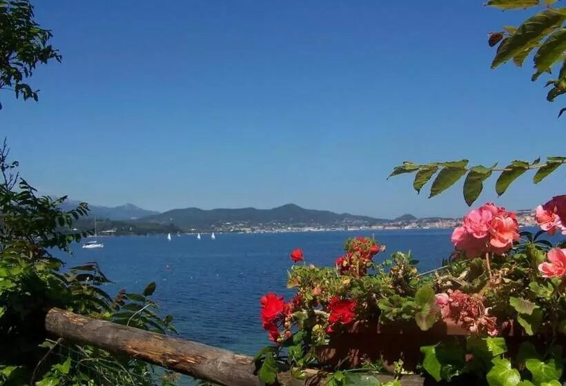 Hotel Camping Village Rosselba Le Palme