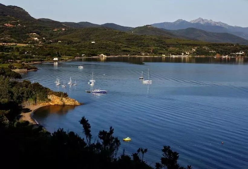 Hotel Camping Village Rosselba Le Palme