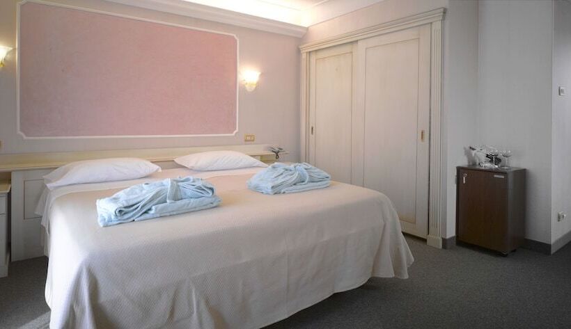 Hotel Commodore Terme