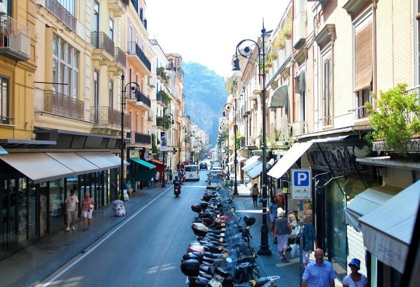 فندق Corso Italia Suites