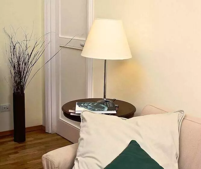 Отель Corso Italia Suites