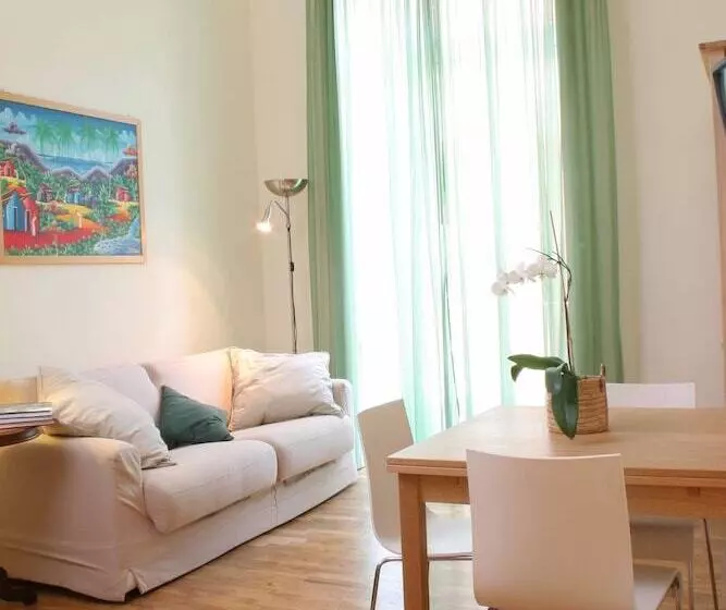 Отель Corso Italia Suites