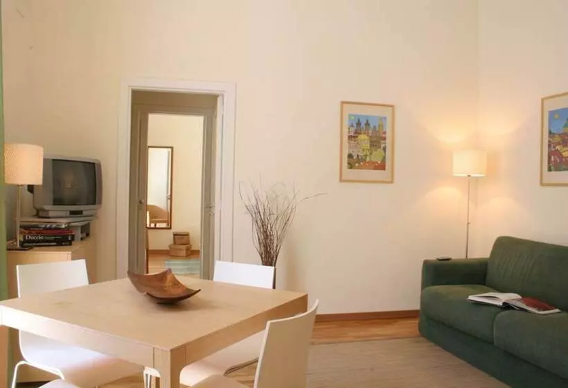 Отель Corso Italia Suites