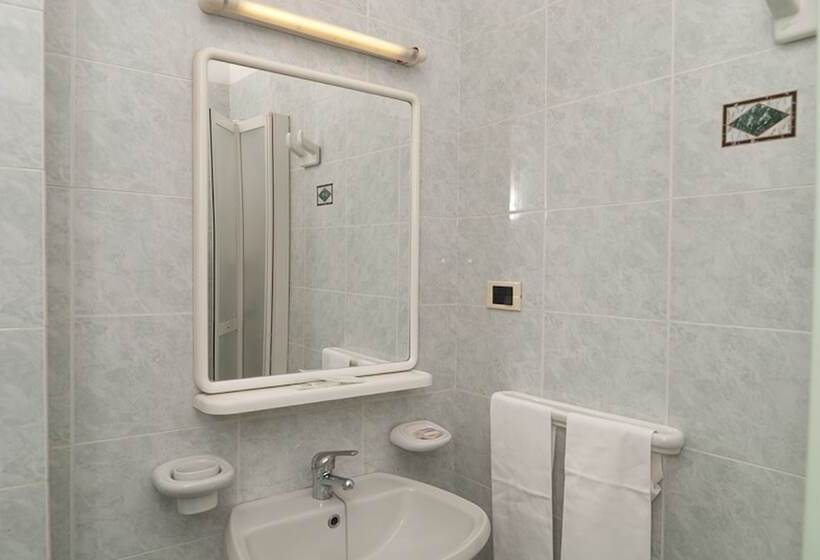 هتل Del Postiglione