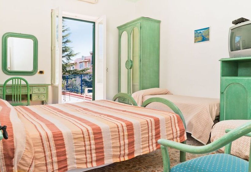 هتل Del Postiglione