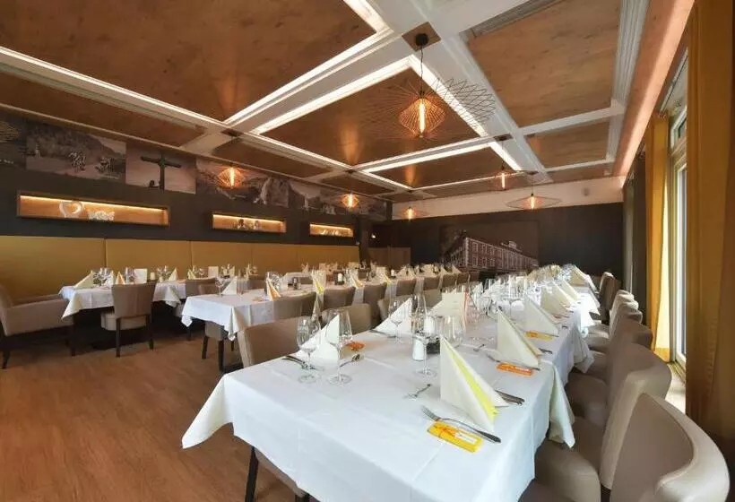 Отель Ertl & Mexican Cantina Salud