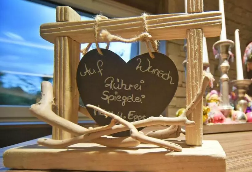 Отель Ertl & Mexican Cantina Salud