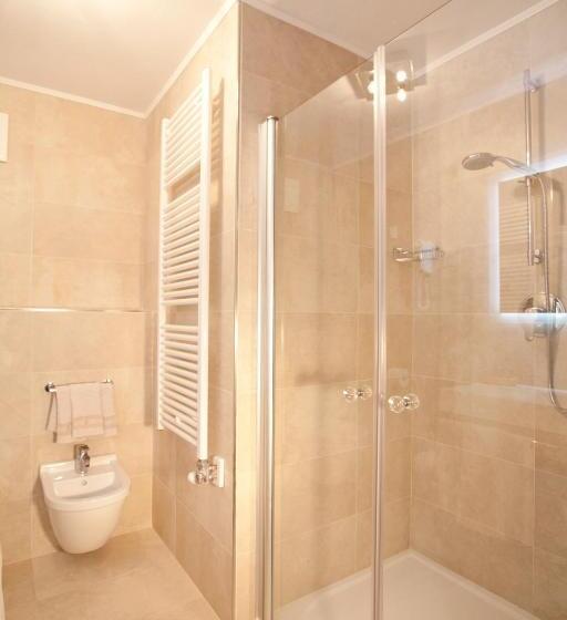 Отель Europeo Alpine Charme & Wellness