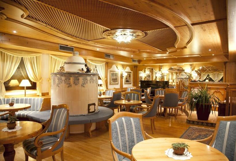 Отель Europeo Alpine Charme & Wellness