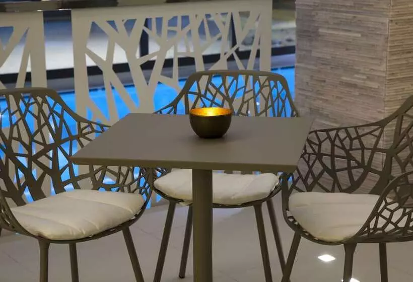 هتل Europeo Alpine Charme & Wellness