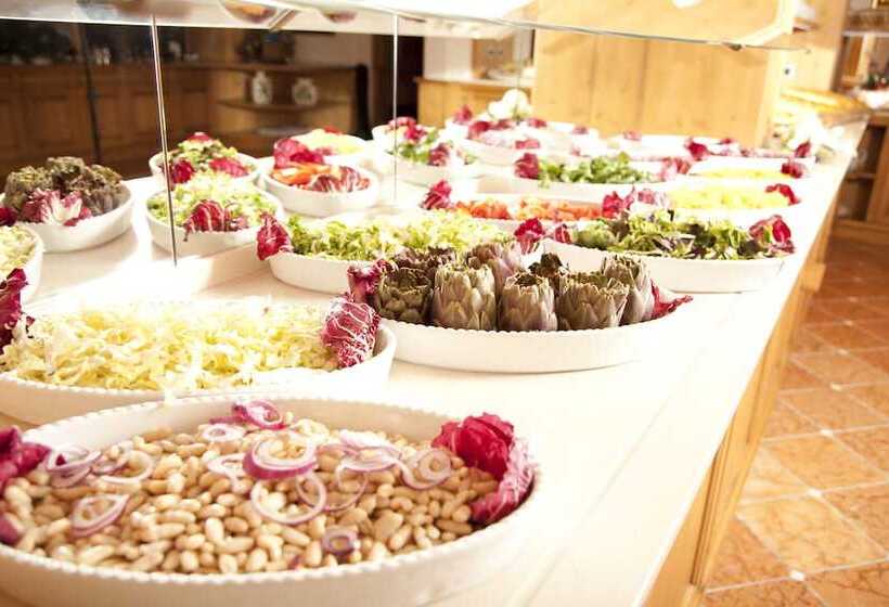 Отель Europeo Alpine Charme & Wellness