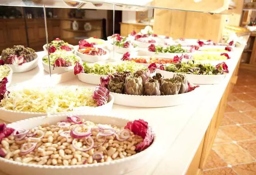 هتل Europeo Alpine Charme & Wellness