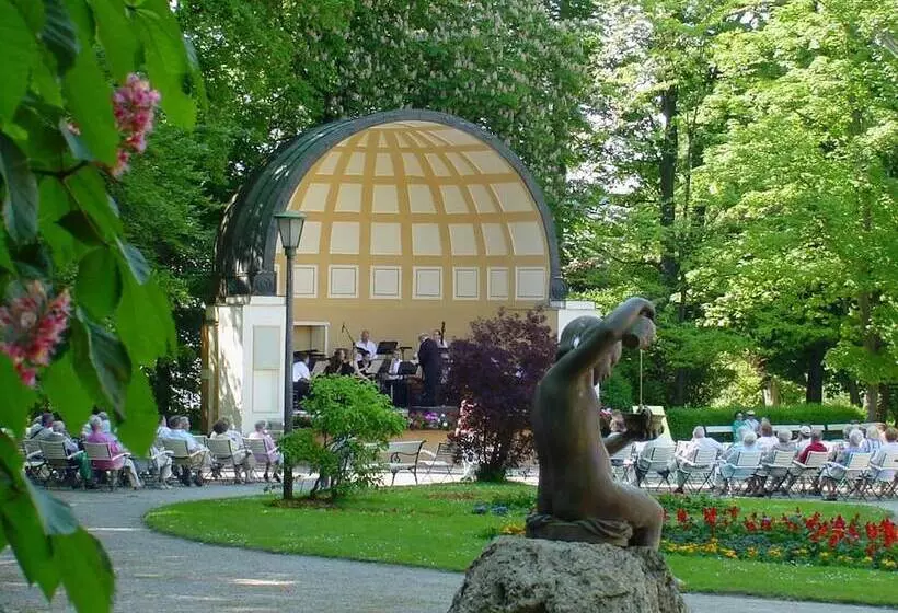 Parkhotel Zur Klause