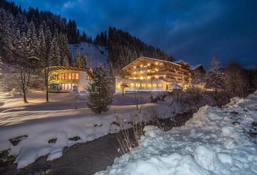 Landhotel Alpenhof Filzmoos