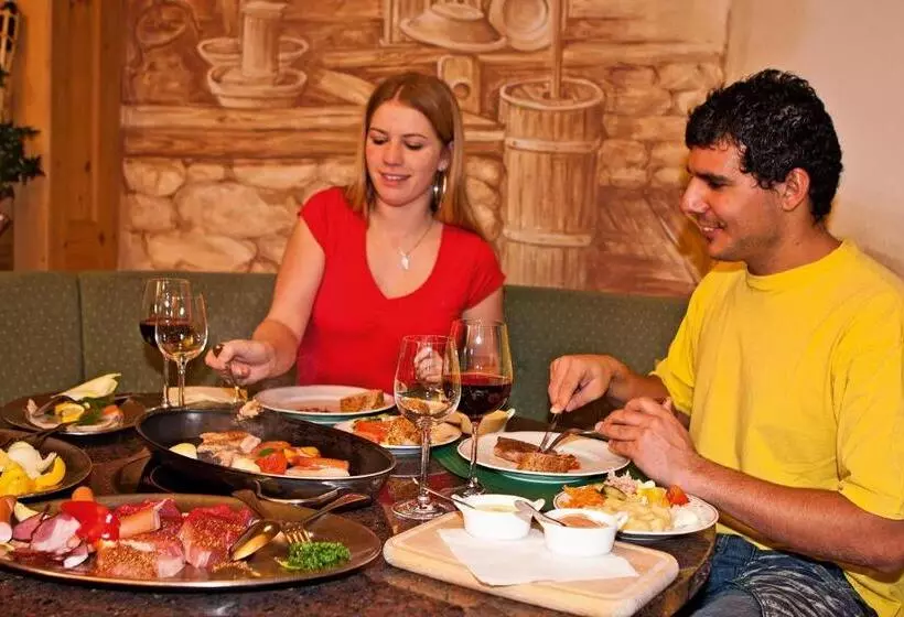 Landhotel Alpenhof Filzmoos