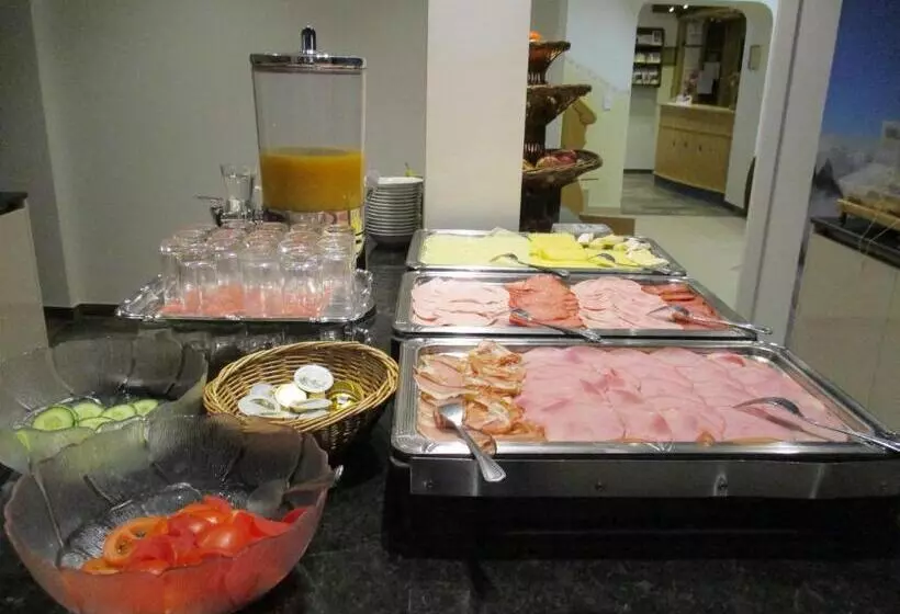 ペンション Aparthotel Garni Schranz