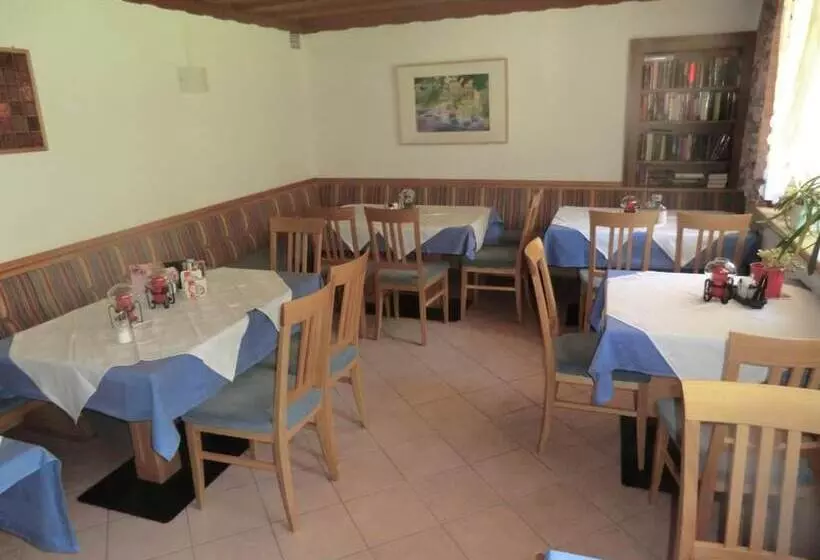 ペンション Aparthotel Garni Schranz