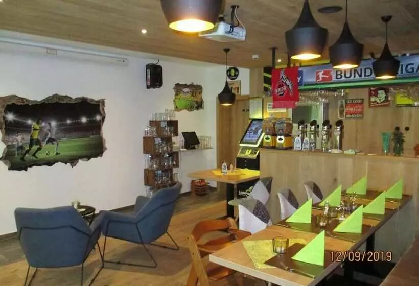 ペンション Aparthotel Garni Schranz