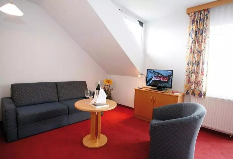 פנסיון & Appartements Erlenheim