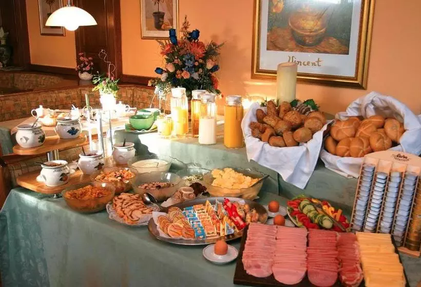 פנסיון & Appartements Erlenheim