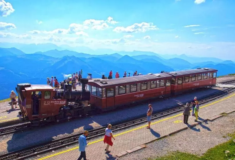 ペンション Jugendgästehaus St. Gilgen