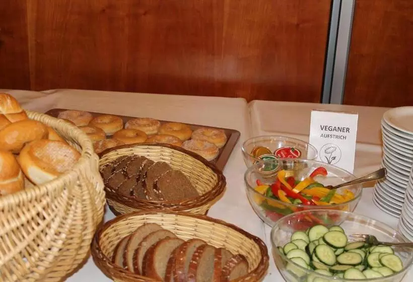 ペンション Jugendgästehaus St. Gilgen