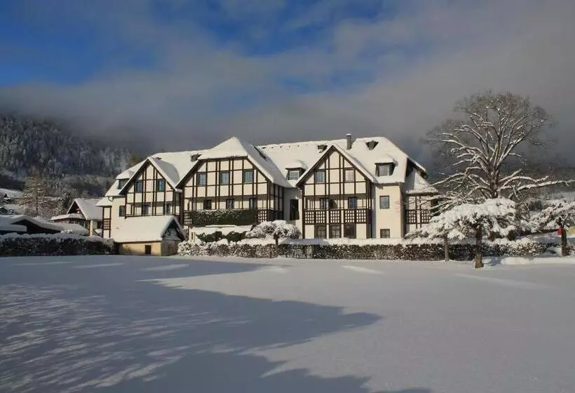 ペンション Jugendgästehaus St. Gilgen