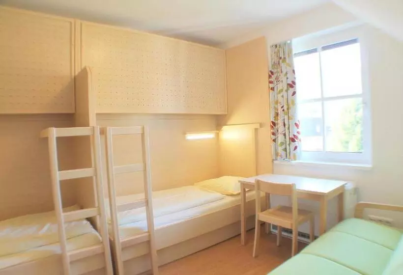 ペンション Jugendgästehaus St. Gilgen