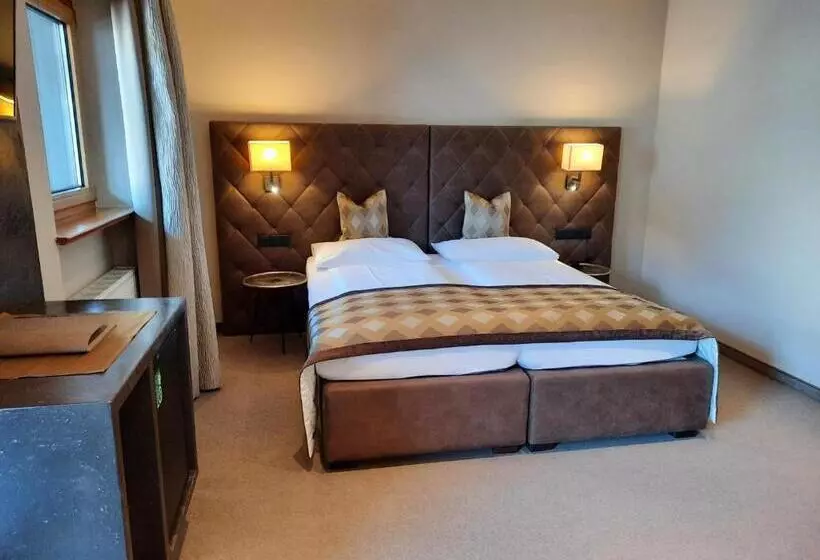 Пансион Restaurant Kirchsteiger