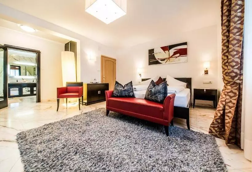 Пансион Restaurant Kirchsteiger