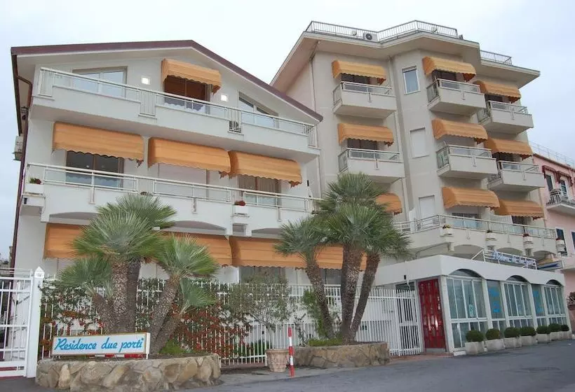 Residence Dei Due Porti