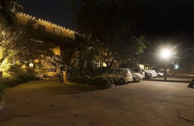 Ginger Hotel, Gurugram