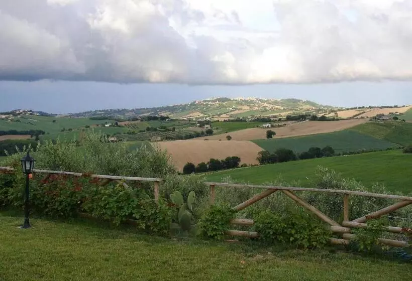 ホテル Agriturismo Al Crepuscolo