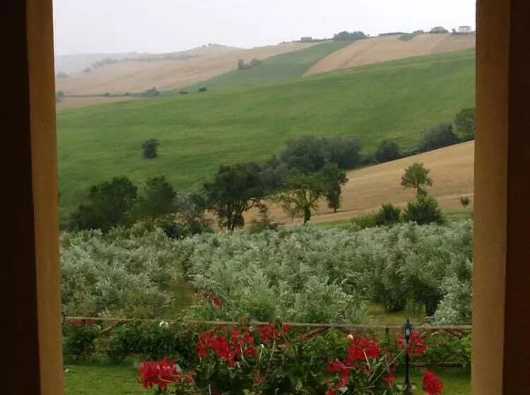 ホテル Agriturismo Al Crepuscolo