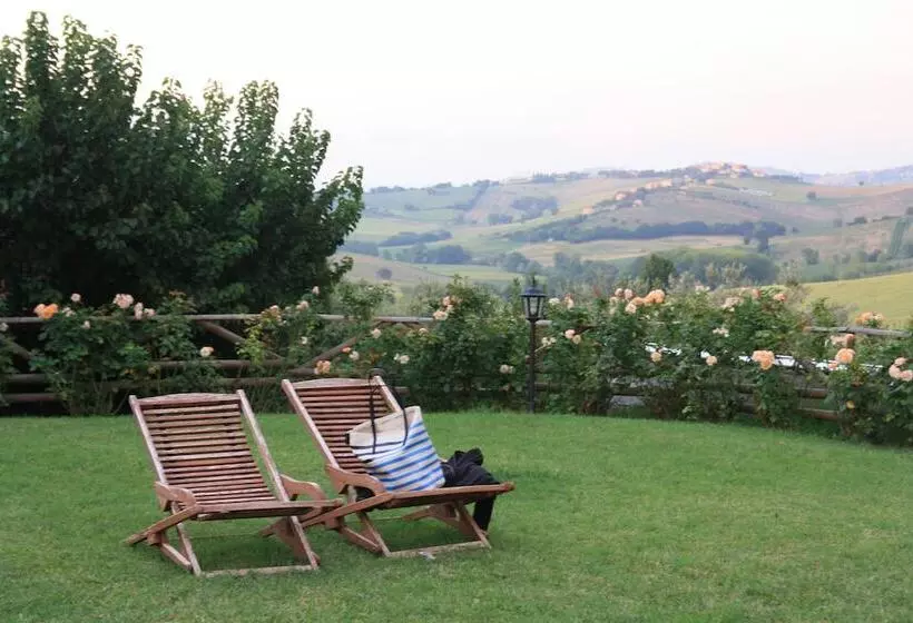ホテル Agriturismo Al Crepuscolo
